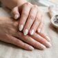 Manos_con_manicura_202604281408 85x85